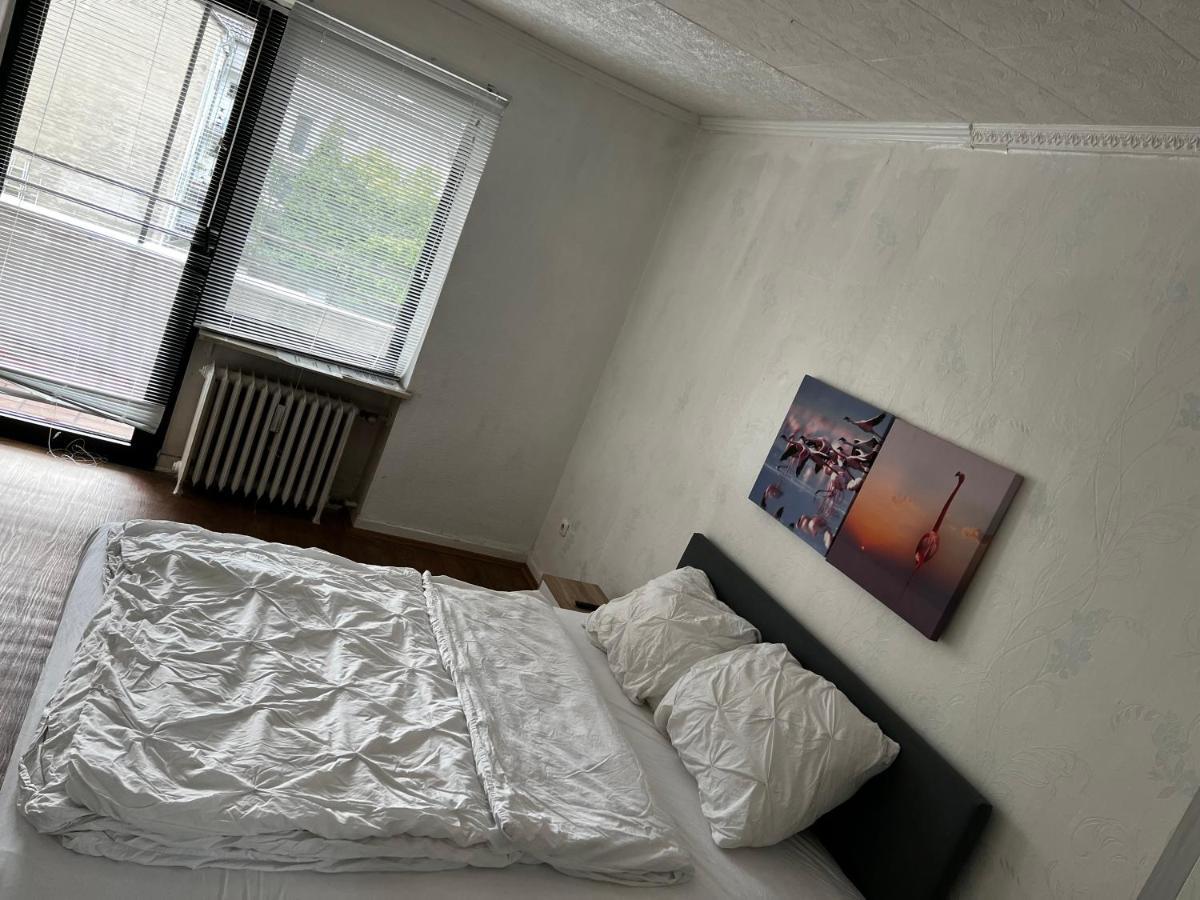 Moebliertes Wohnung Am Geroweiher Moenchengladbach ภายนอก รูปภาพ