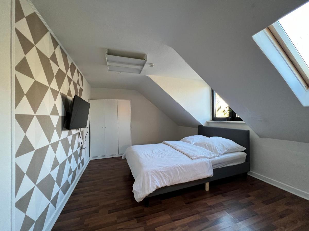 Moebliertes Wohnung Am Geroweiher Moenchengladbach ภายนอก รูปภาพ